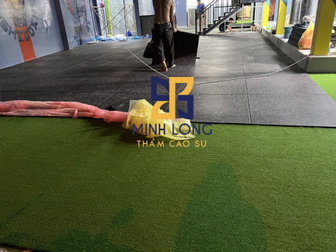 Cung cấp - Thi công Thảm cao su EPDM, Gạch cao su EPDM 25mm, Cỏ CCGrass  LH 0898080320