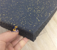 Gạch cao su mặt hạt EPDM chấm vàng dày 25mm