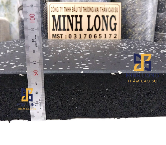ĐỘ DÀY GẠCH CAO SU 5CM