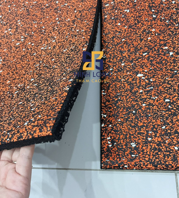 GẠCH CAO SU CAO CẤP 90% EPDM CHẤM CAM DÀY 10MM